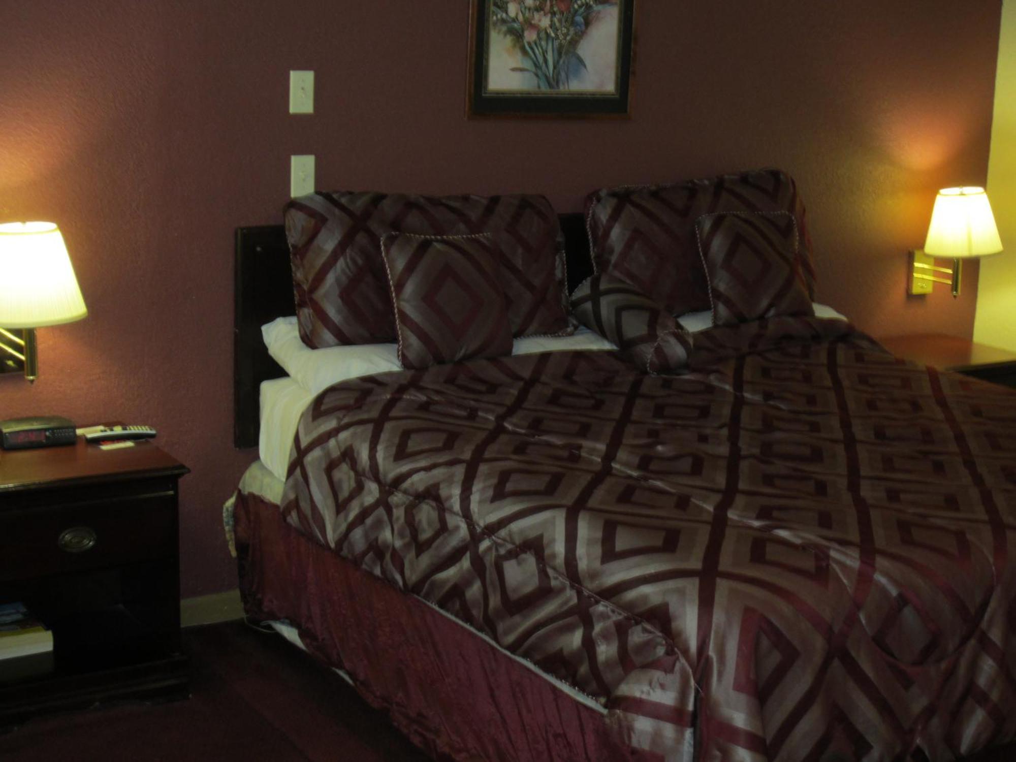 First Western Inn - Fairmont City Eksteriør bilde