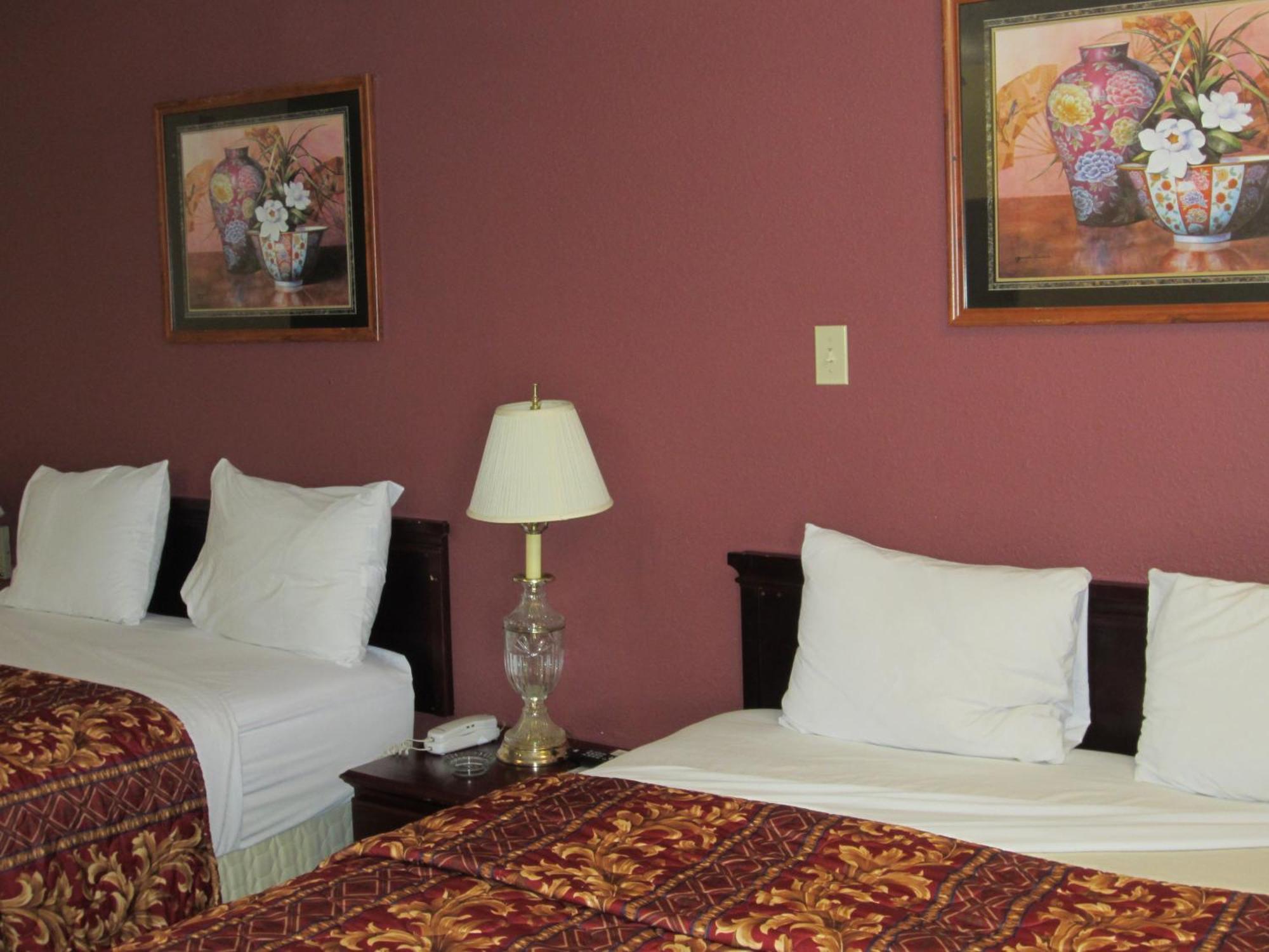 First Western Inn - Fairmont City Eksteriør bilde