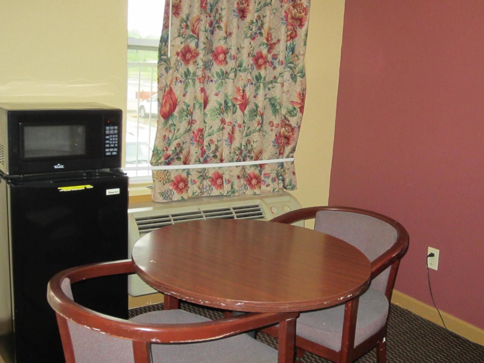 First Western Inn - Fairmont City Rom bilde